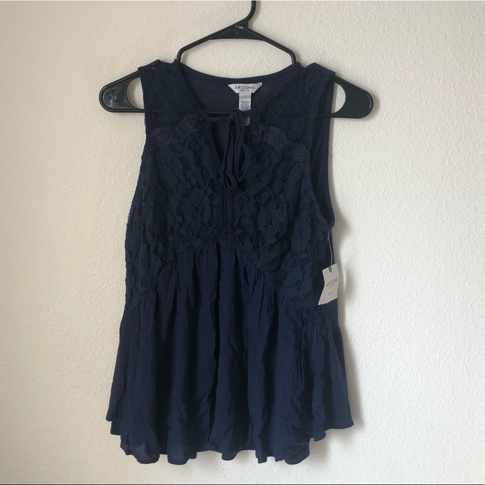 NWT L Arizona Jean Co Sleeveless Top
